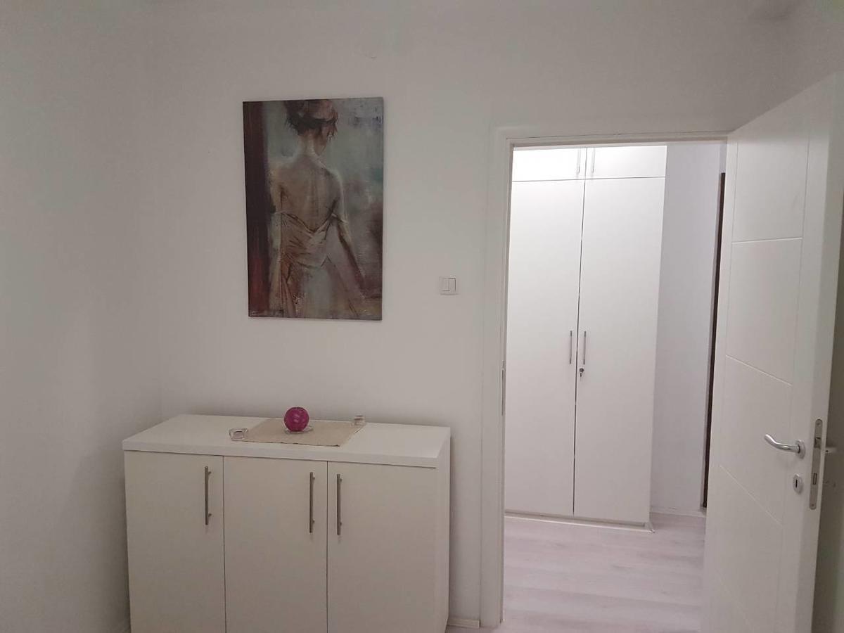 Apartment Gea 18 Novi Sad Exterior photo