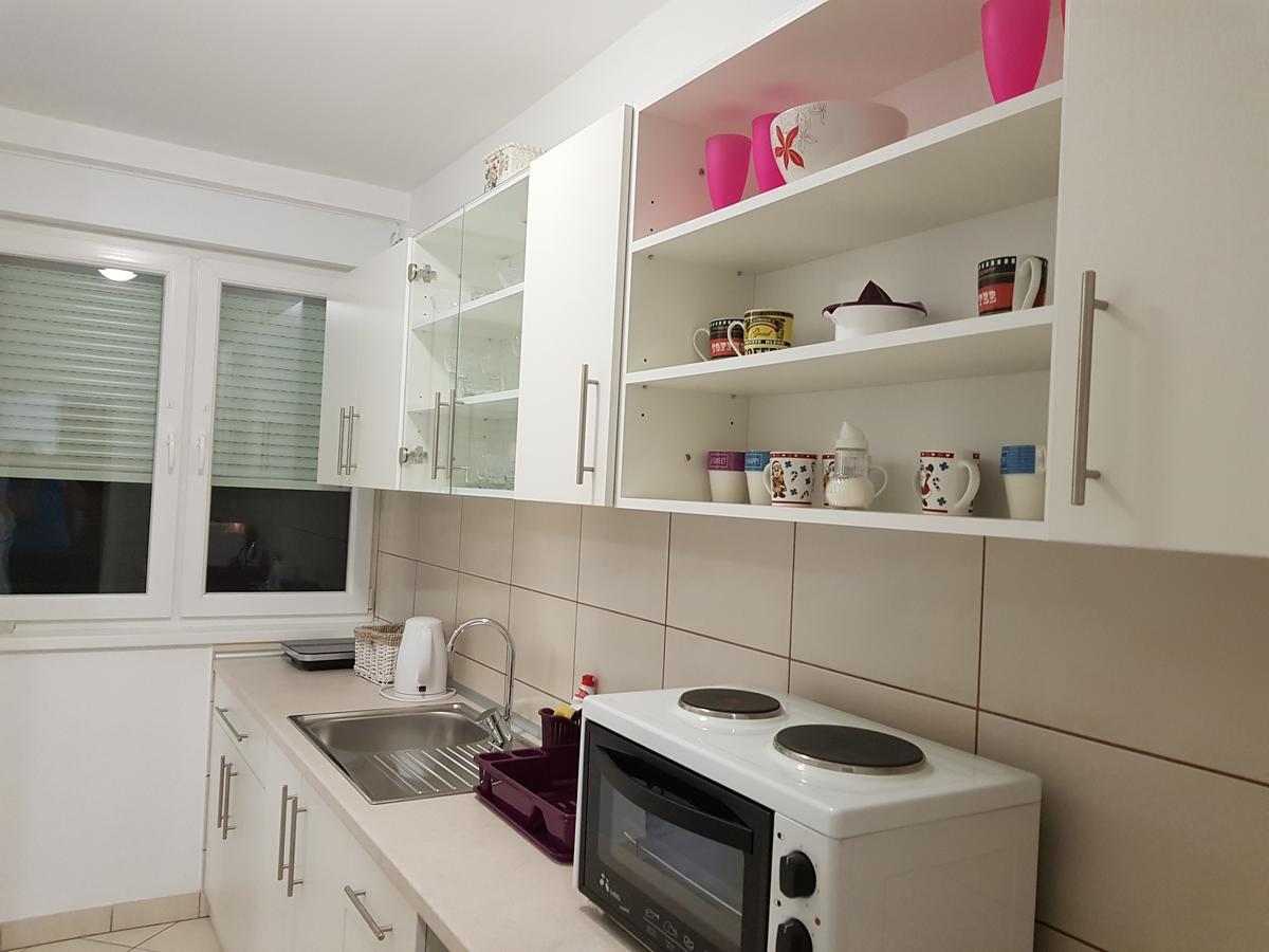 Apartment Gea 18 Novi Sad Exterior photo